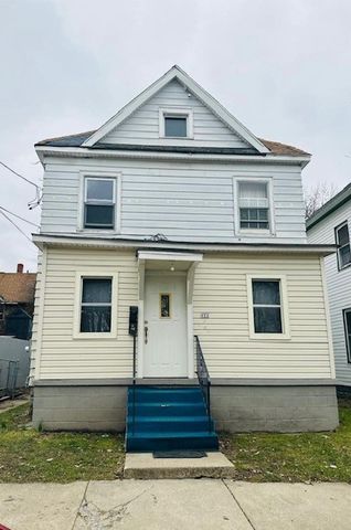 324 Wallace St, Erie, PA 16507