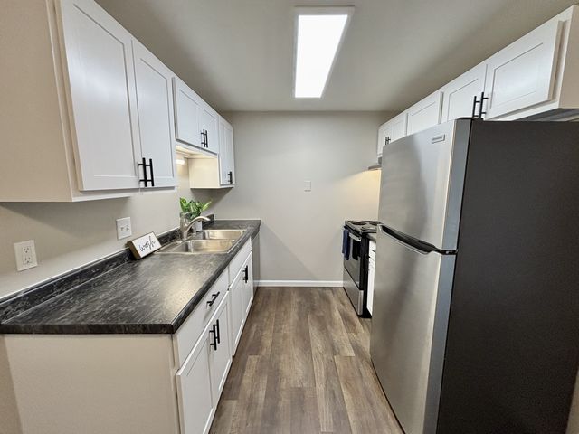 10-136 Capitol View Ter #124-3, Madison, WI 53713