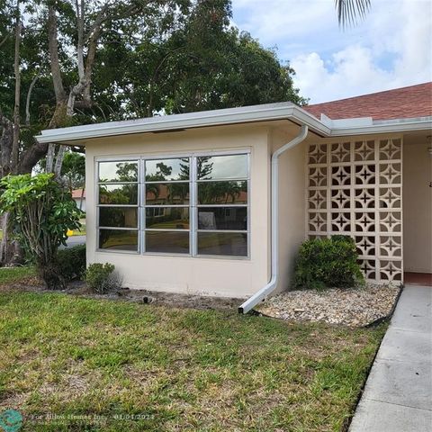 4545 NW 2nd St #A, Delray Beach, FL 33445