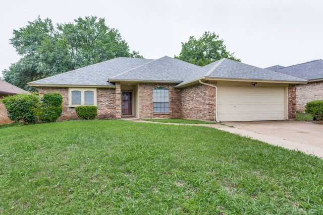1505 Sunny Glen St, Fort Worth, TX 76134