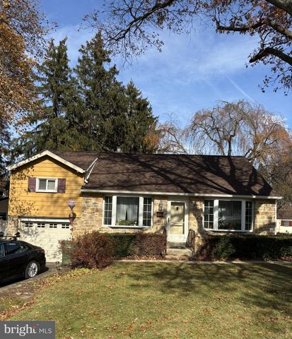 25 Northview Dr, Glenside, PA 19038