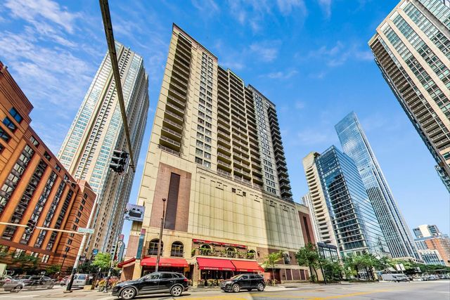 630 N  State St #2405, Chicago, IL 60654