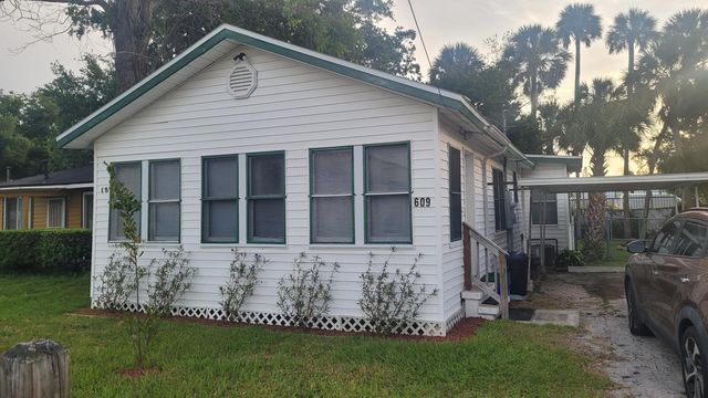 609 State Ave, Holly Hill, FL 32117