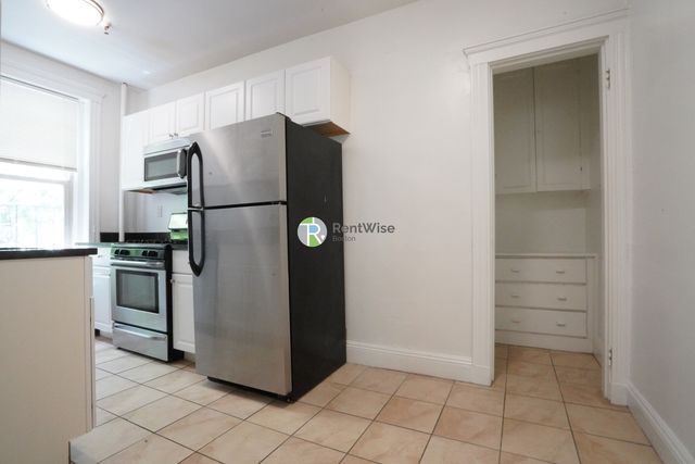 1848 Commonwealth Ave #22, Brighton, MA 02135