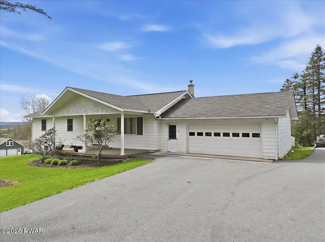 180 Sugar St, Honesdale, PA 18431