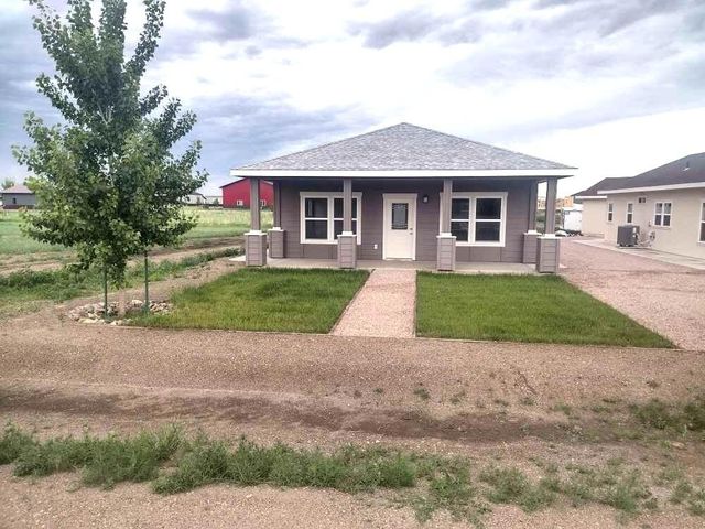 513 Codgers Cove Rd, Pierre, SD 57501