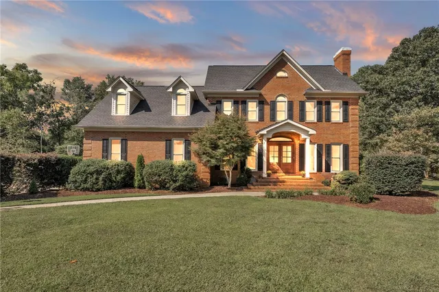 116 Yorkshire Ct, Easley, SC 29642
