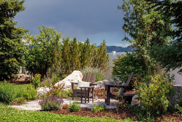 1065 W  Windsor Dr, North Salt Lake, UT 84054