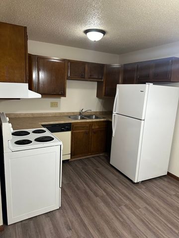 525 6th Ave N  #RV-01, Saint Cloud, MN 56303