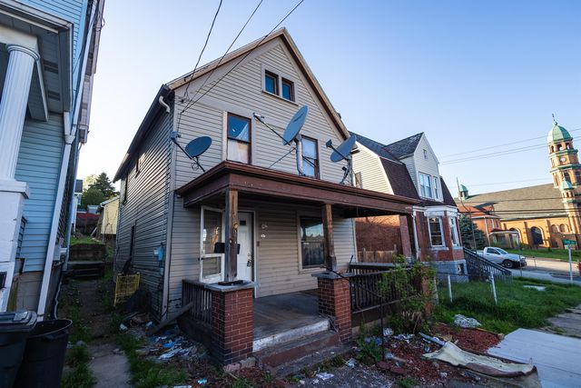 435 Murray Ave, Donora, PA 15033