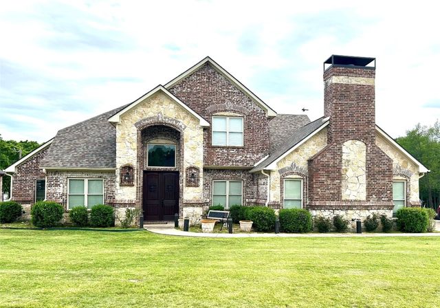 2663 Rodeo Dr, Quinlan, TX 75474