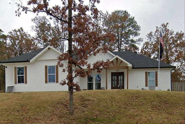131 Wildwood Forest Rd, Hot Springs, AR 71913