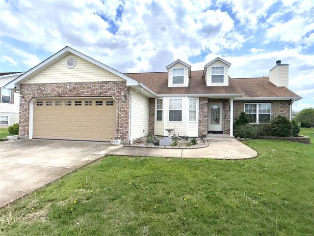 403 Chace Dr, Desloge, MO 63601