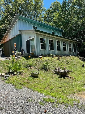 1393 Tillery Branch Rd, Marshall, NC 28753