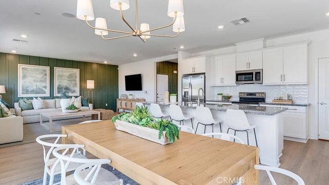 27152 Lullaby Ln, Menifee, CA 92586