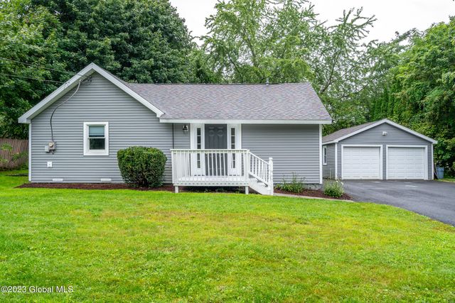 52 Guideboard Road, Waterford, NY 12188