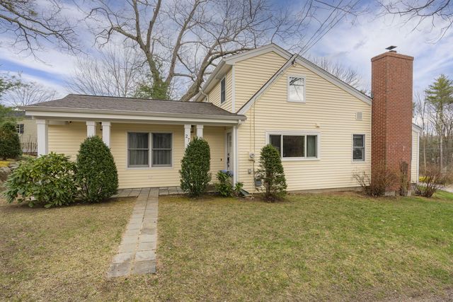 27 Somerset Avenue, Old Orchard Beach, ME 04064