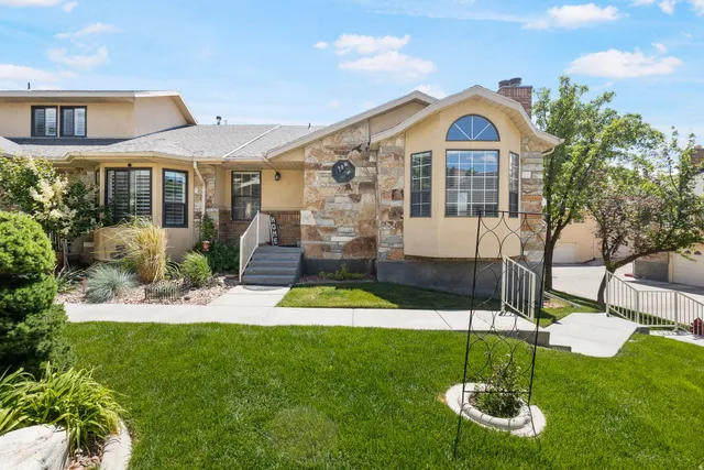 4765 S  Reynolds Ct E, Salt Lake City, UT 84117