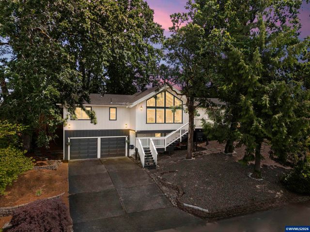 1408 Greenwood Dr NE, Keizer, OR 97303