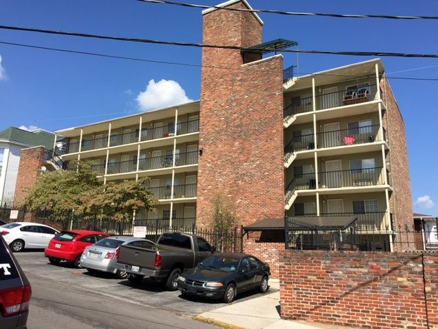 510 14th St #303, Knoxville, TN 37916