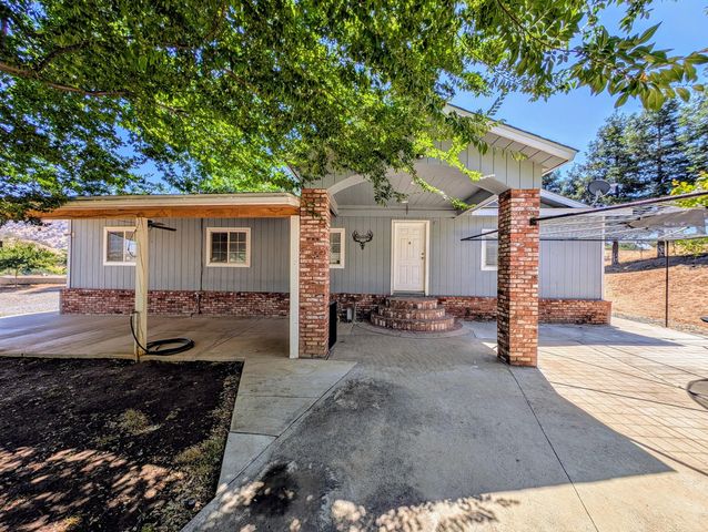 36776 Pebble Lane Lane, Squaw Valley, CA 93675