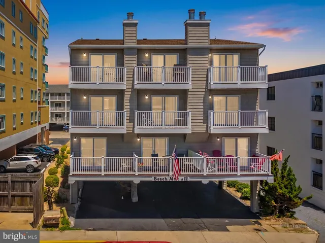 12 140th St #3, Ocean City, MD 21842
