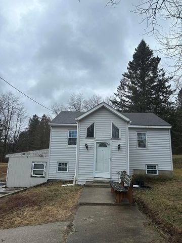53 Off South St, Hinsdale, MA 01235