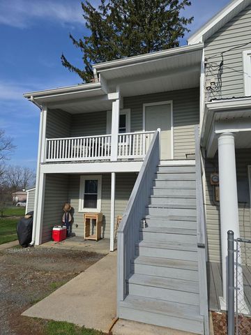 54 W  Main St #C, Fayetteville, PA 17222