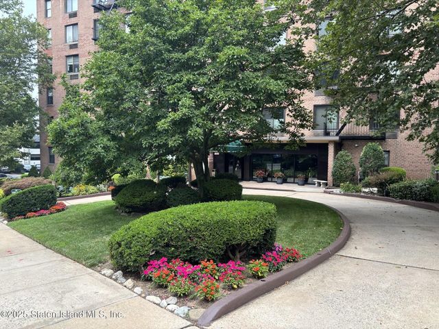 850 Howard Ave #LJ, Staten Island, NY 10301