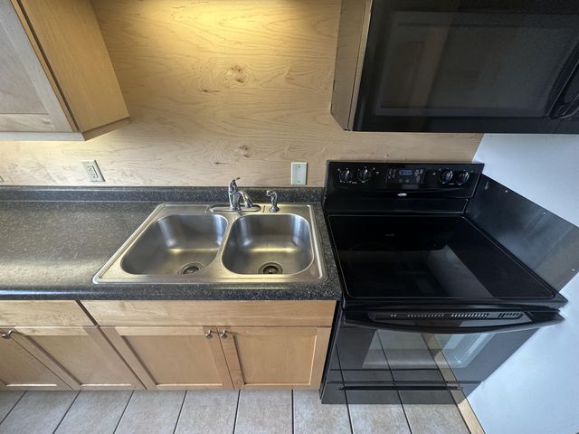 1547 Wynne Ave #6, Saint Paul, MN 55108