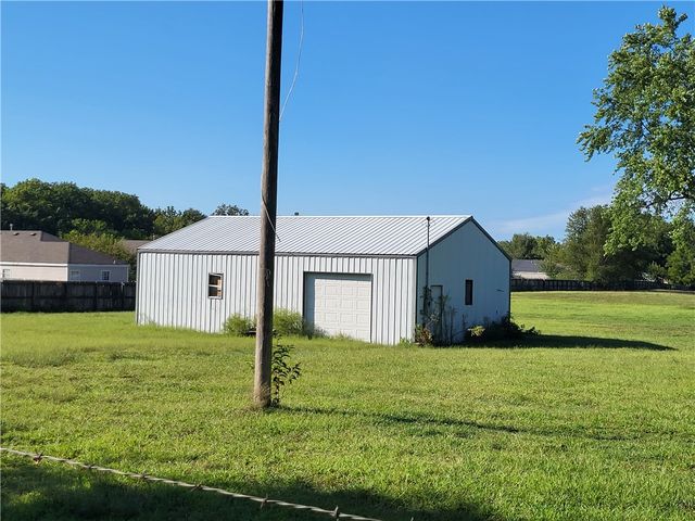 476 W  Roller Ave, Decatur, AR 72722