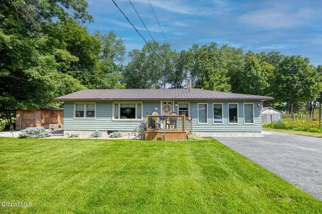 13 Helen Street, Hudson Falls, NY 12839