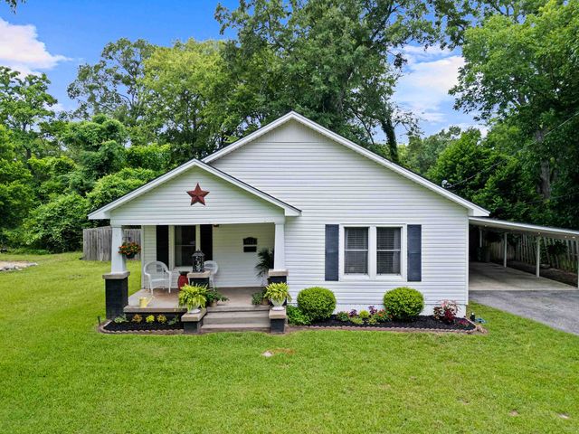 812 N  Bledsoe St, Gilmer, TX 75644
