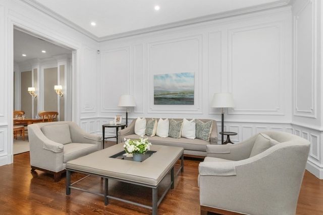 179 Beacon St #1, Boston, MA 02116