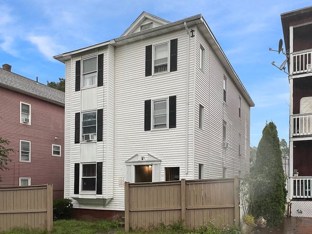 4 Waller Ave, Worcester, MA 01603
