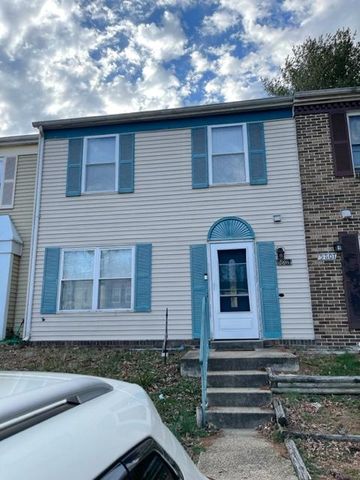 5803 Folgate Ct, Capitol Heights, MD 20743