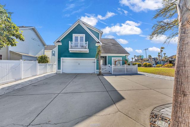 719 3rd Ave S, North Myrtle Beach, SC 29582