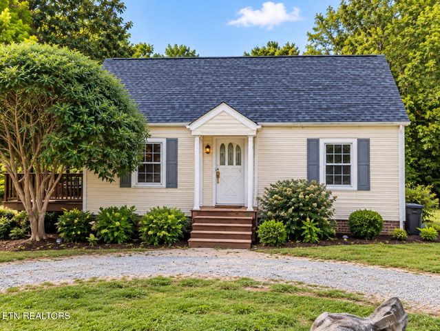500 County Road 409, Madisonville, TN 37354