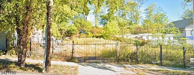 63-67 VERONA  AVE, Newark, NJ 07104