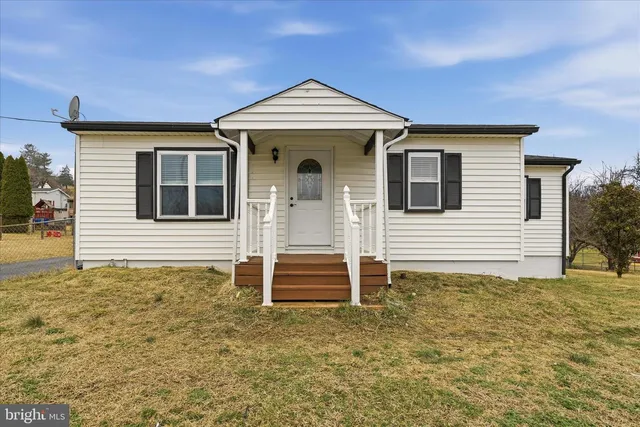 235 Spring St, Harpers Ferry, WV 25425
