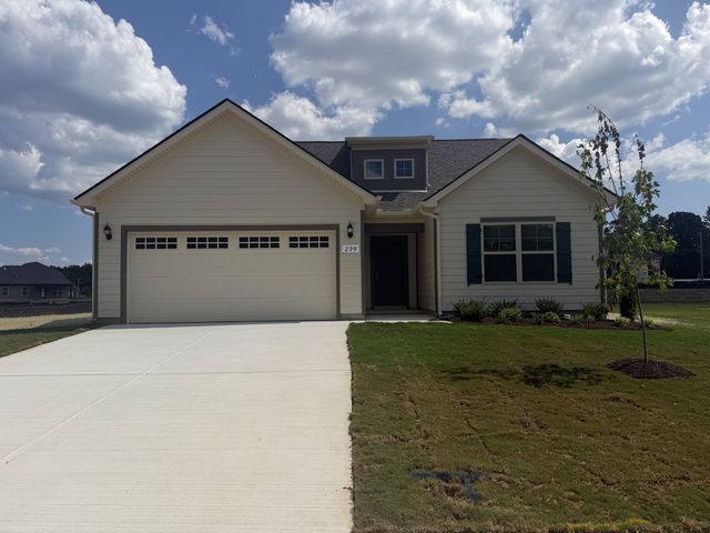 299 Stillwater Way, Tullahoma, TN 37388