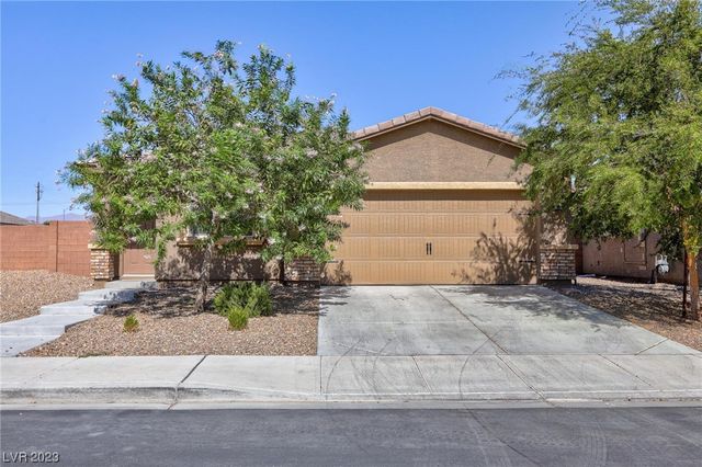 4548 Stony River Ct, Sunrise Manor, NV 89115