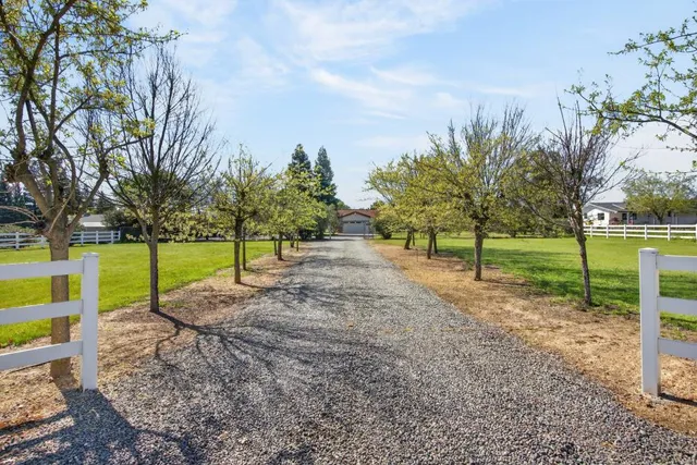 3167 Baseline Rd, Roseville, CA 95747