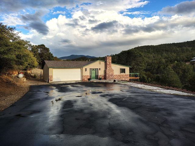 40 Karr Canyon Rd, La Luz, NM 88325