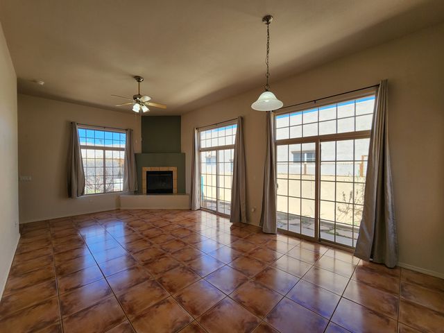 4116 Soaring Eagle Ln, Santa Fe, NM 87507