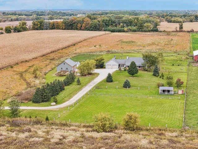 9776 West 7 Mile Road, Franksville, WI 53126