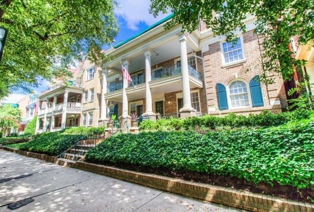 2709 W  Cary St #14, Richmond, VA 23220