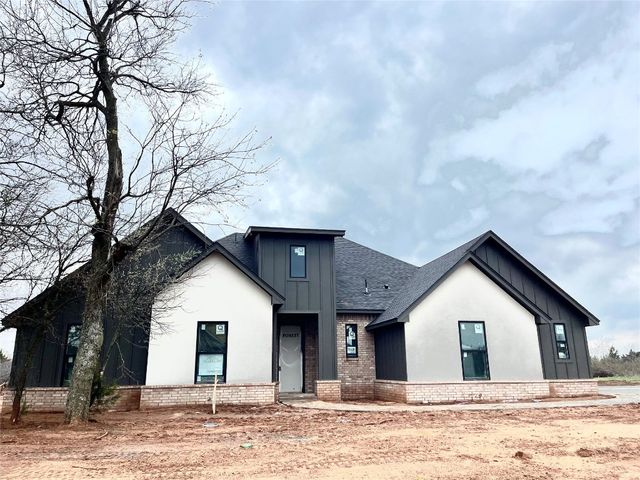9108 SW 92nd St, Mustang, OK 73064