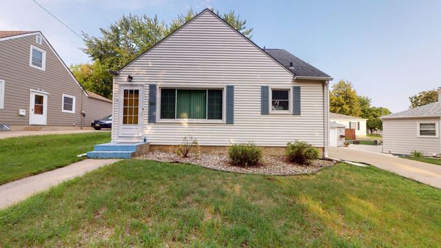 1705 S  Wayland Ave, Sioux Falls, SD 57105