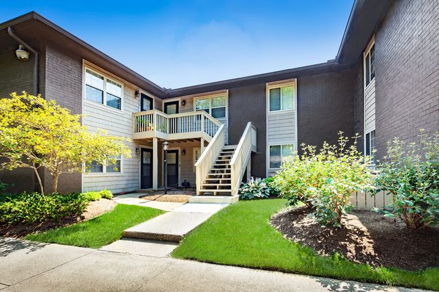 Cholla Rd, Indianapolis, IN 46240